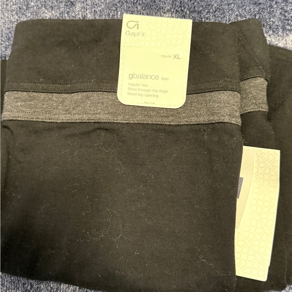 GAP Black and Gray Leggings